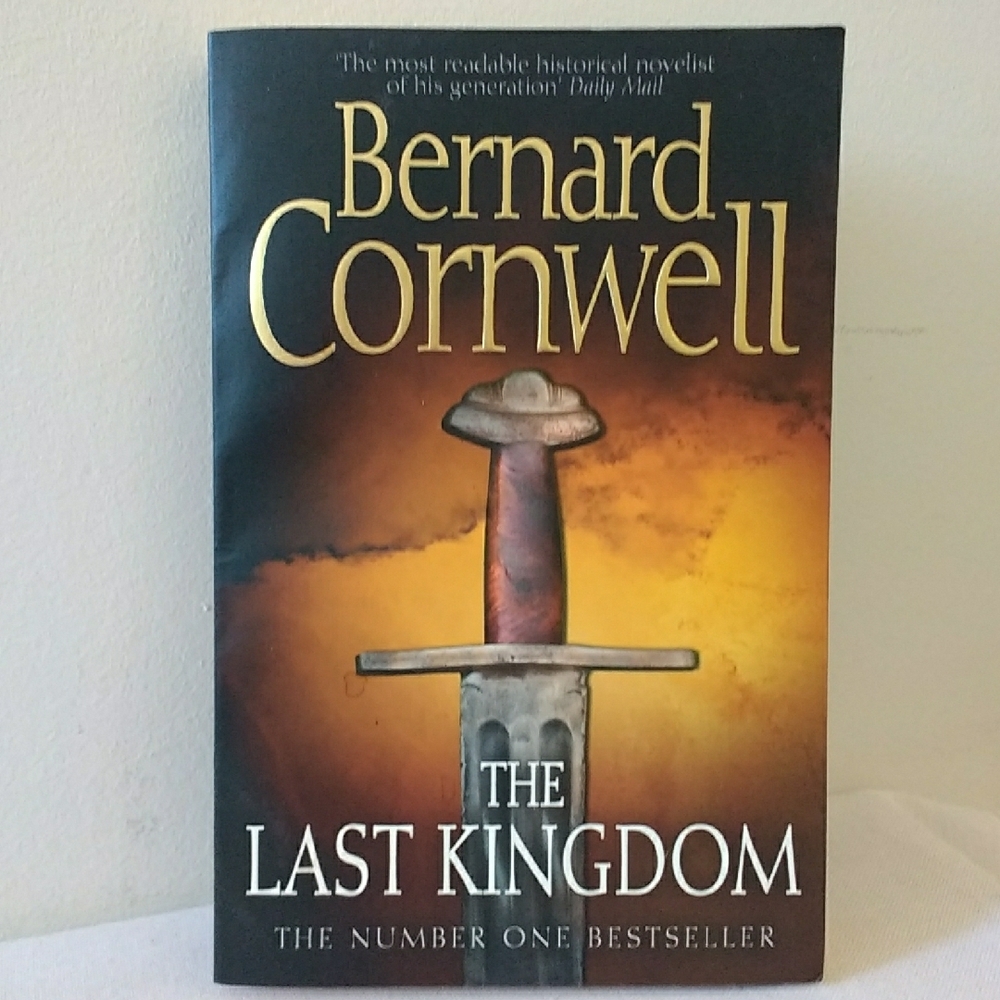 The Last Kingdom Paperback by Bernard Cornwell